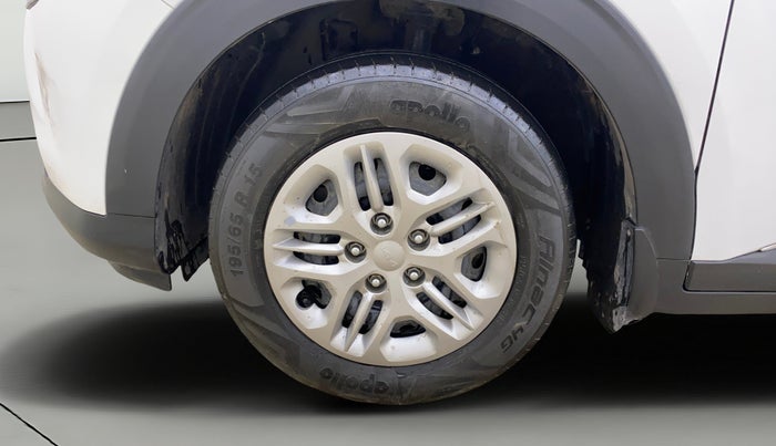 2023 KIA CARENS PRESTIGE 1.5 PETROL 7 STR, Petrol, Manual, 37,435 km, Left Front Wheel