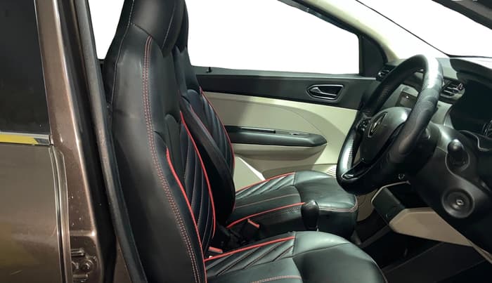 2022 Renault TRIBER RXT LIMITED EDITION AMT, Petrol, Automatic, 47,546 km, Right Side Front Door Cabin