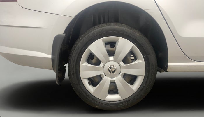 2020 Skoda Rapid ACTIVE 1.0 TSI, Petrol, Manual, 45,233 km, Right Rear Wheel
