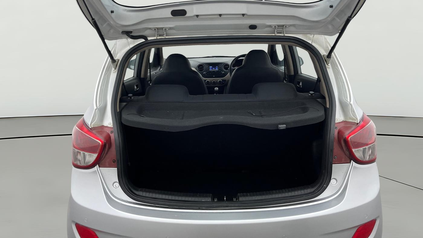 2013 Hyundai Grand i10 SPORTZ 1.2 KAPPA VTVT, Petrol, Manual, 81,946 km, Boot Open Zoomed View