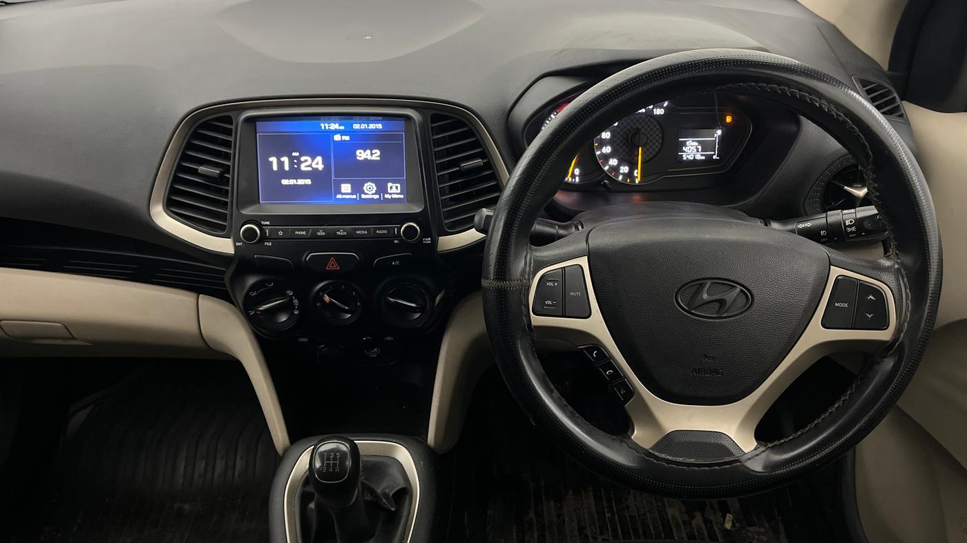 2020 Hyundai NEW SANTRO SPORTZ MT, Petrol, Manual, 54,017 km, Steering Wheel Close Up