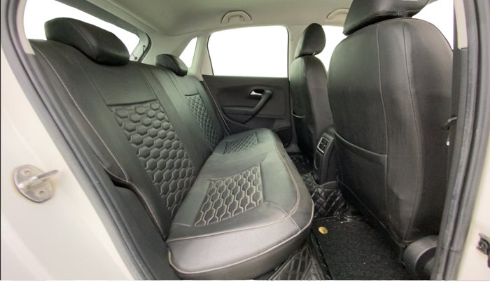 2021 Volkswagen Polo HIGHLINE PLUS 1.0L TSI AT, Petrol, Automatic, 96,181 km, Right Side Rear Door Cabin