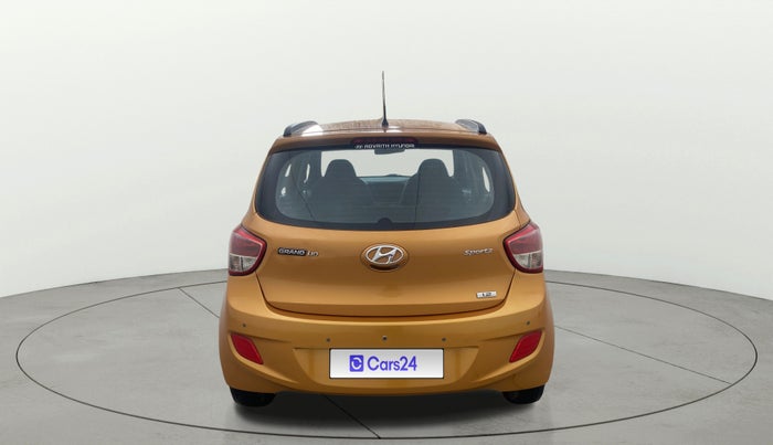 2015 Hyundai Grand i10 SPORTZ 1.2 KAPPA VTVT, Petrol, Manual, 82,147 km, Back/Rear