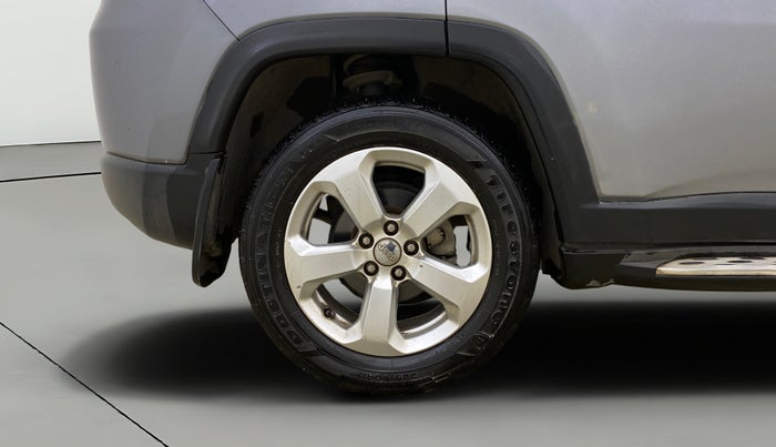 2018 Jeep Compass LIMITED 1.4 PETROL AT, Petrol, Automatic, 28,126 km, Right Rear Wheel