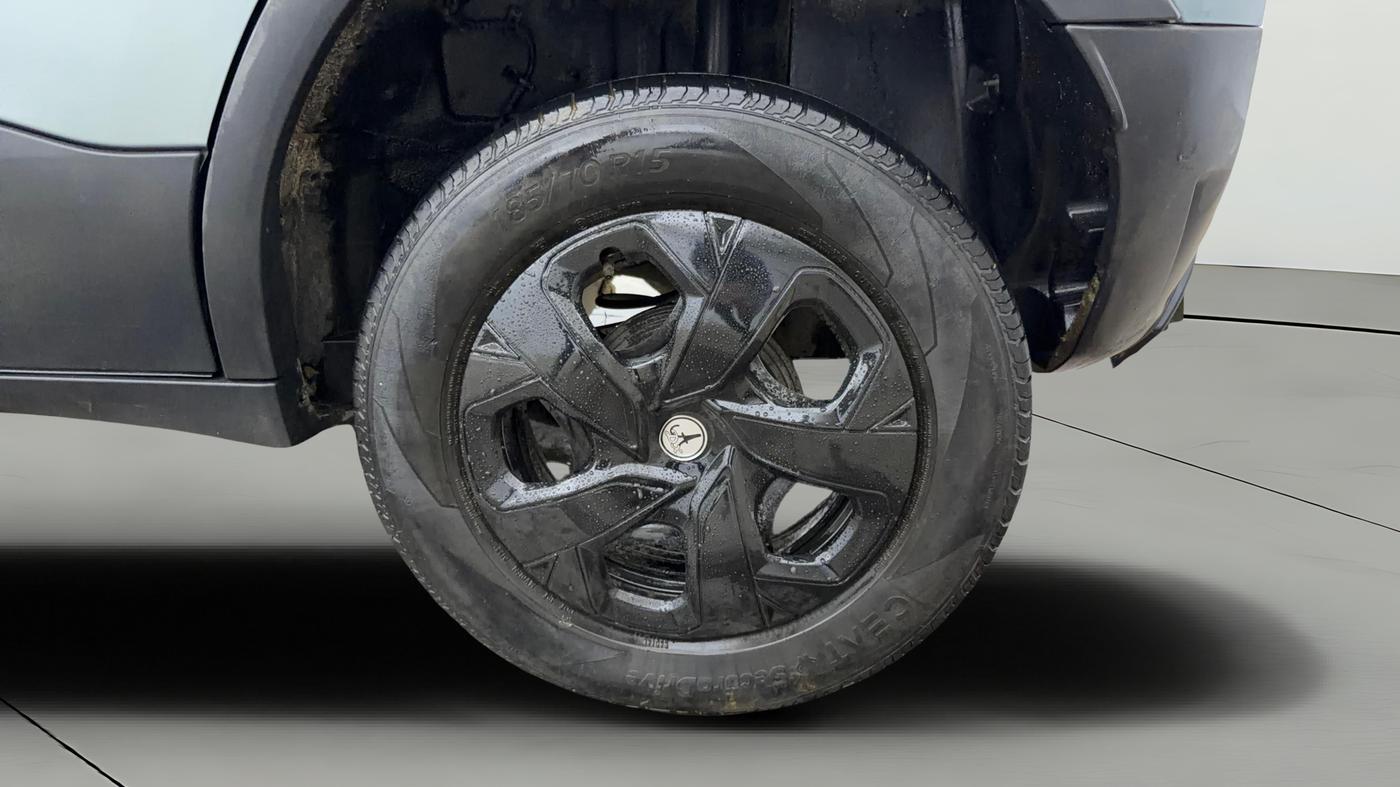 2022 Tata PUNCH ACCOMPLISHED MT, CNG, Manual, 95,049 km, Left Rear Wheel