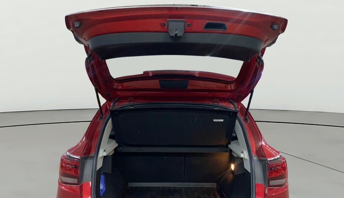 2022 MG ASTOR SHARP 1.5 MT, Petrol, Manual, 23,147 km, Boot Door Open