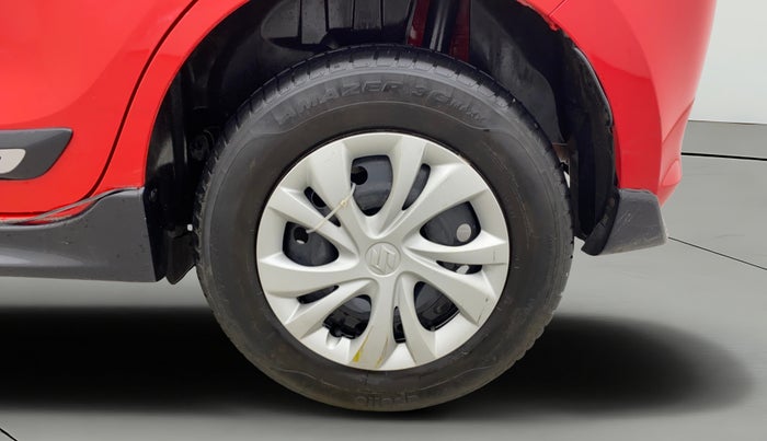 2021 Maruti Swift VXI AMT, Petrol, Automatic, 27,463 km, Left Rear Wheel