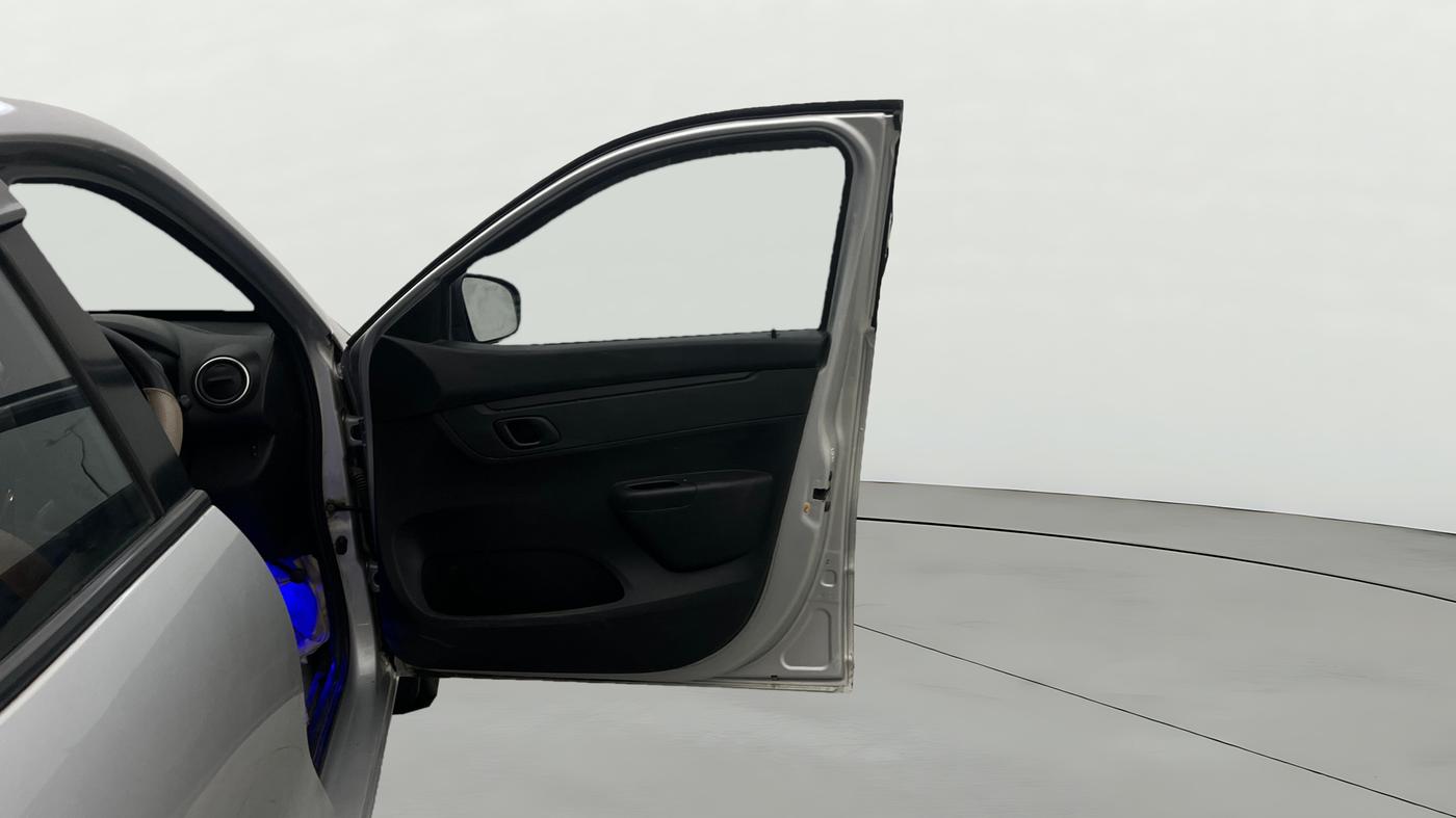 2019 Renault Kwid RXL, Petrol, Manual, 22,112 km, RHS Front Door