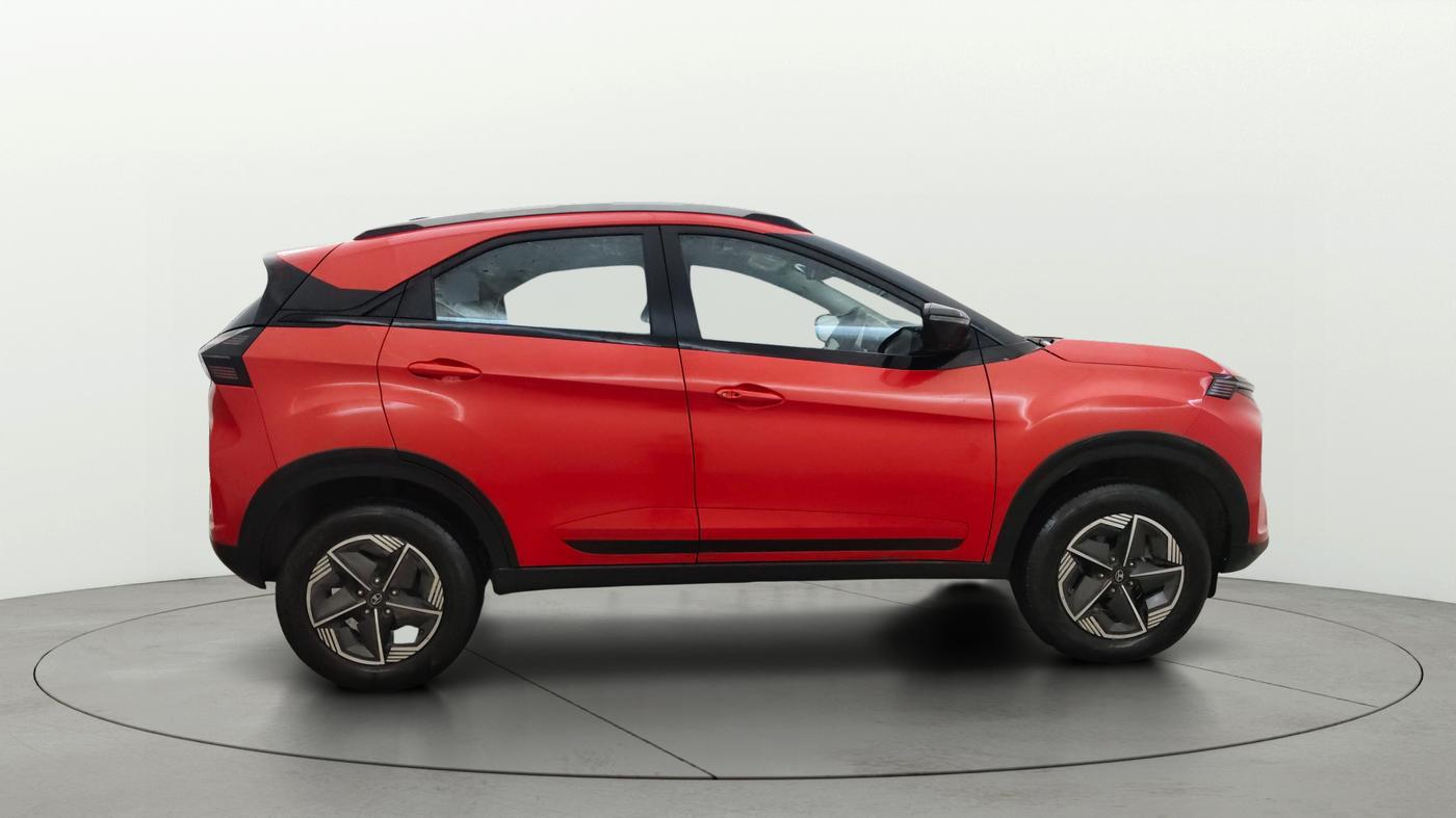 2024 Tata NEXON Creative Plus 1.2 iCNG, CNG, Manual, 10,491 km, Right Side View