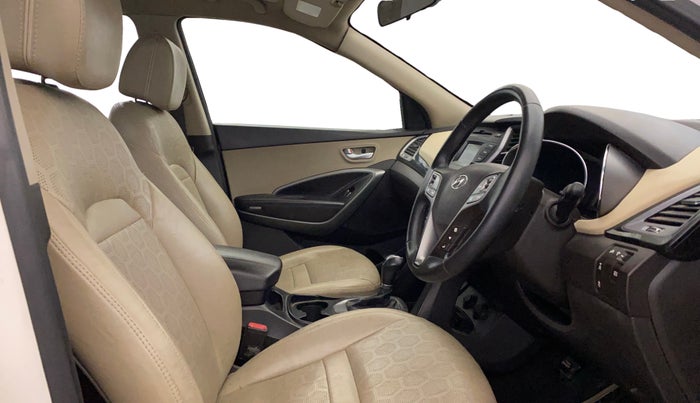 2014 Hyundai Santa Fe 4 WD AT, Diesel, Automatic, 72,593 km, Right Side Front Door Cabin