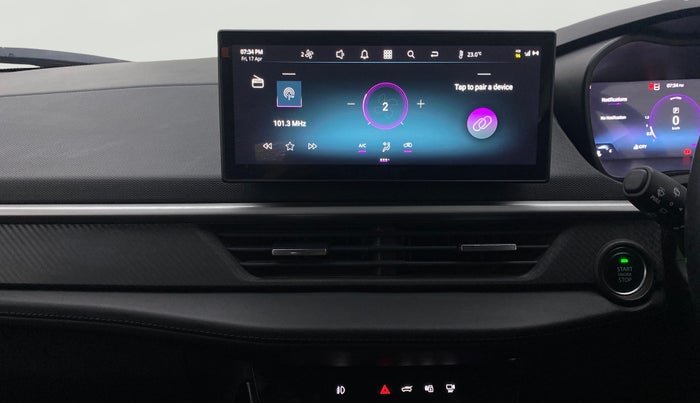 2023 Tata NEXON FEARLESS + SUNROOF DCA DUAL TONE 1.2 PETROL, Petrol, Automatic, 36,407 km, Air Conditioner