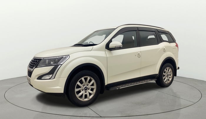 2020 Mahindra XUV500 W9, Diesel, Manual, 78,213 km, Left Front Diagonal