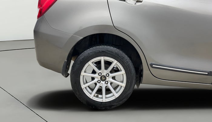 2022 Maruti Dzire VXI CNG, CNG, Manual, 73,464 km, Right Rear Wheel