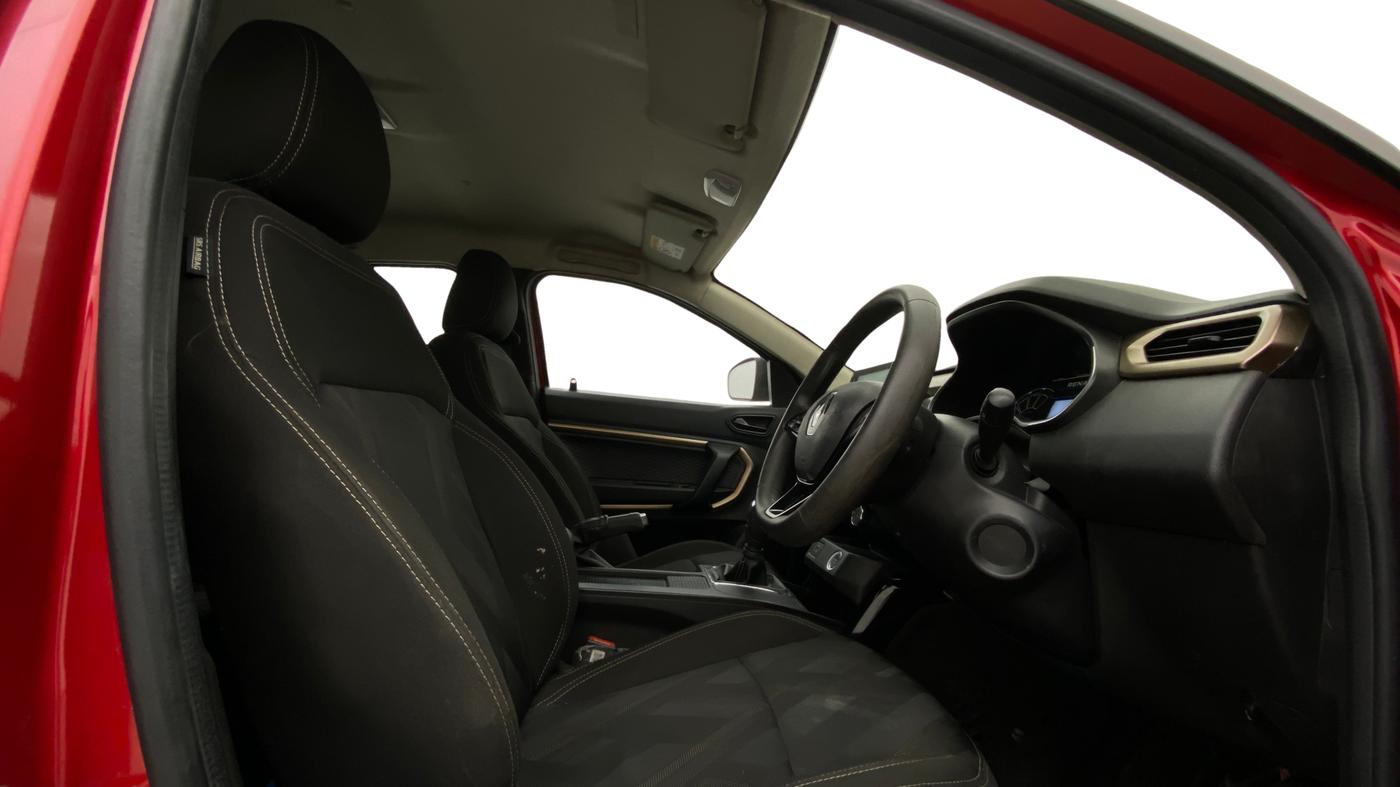 2022 Renault Kiger RXT (O) AMT DUAL TONE, Petrol, Automatic, 46,463 km, Right Side Front Door Cabin