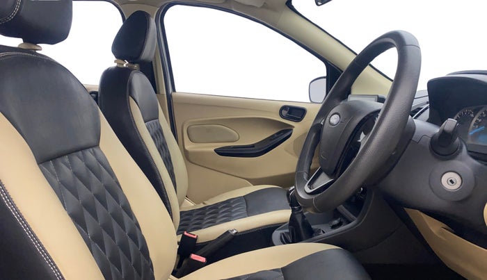 2015 Ford Figo Aspire TREND 1.2 PETROL, Petrol, Manual, 96,534 km, Right Side Front Door Cabin