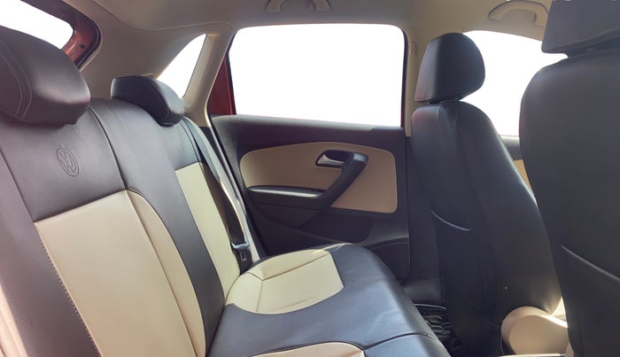 2015 Volkswagen Polo HIGHLINE1.5L, Diesel, Manual, 81,615 km, Right Side Rear Door Cabin