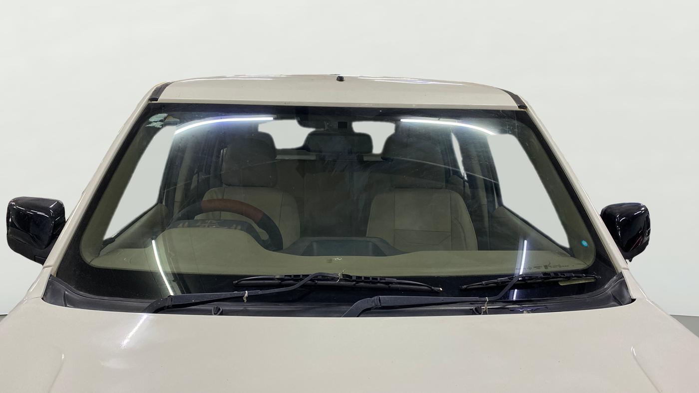 2022 Mahindra BOLERO NEO N 4, Diesel, Manual, 1,05,611 km, Front Windshield