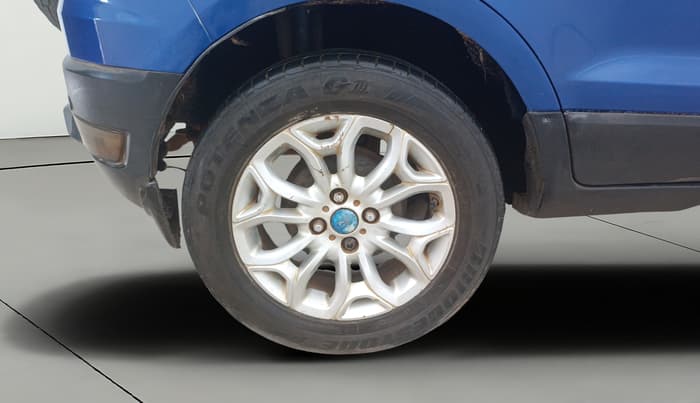 2013 Ford Ecosport TITANIUM 1.5L PETROL, Petrol, Manual, 1,26,504 km, Right Rear Wheel