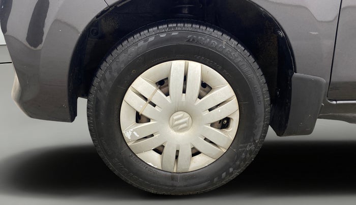 2017 Maruti Alto 800 LXI, Petrol, Manual, 70,869 km, Left Front Wheel