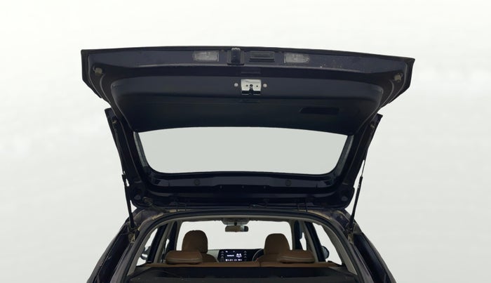 2025 KIA SONET 	 HTX 1.0 TURBO DCT, Petrol, Automatic, 6,189 km, Boot Door Open