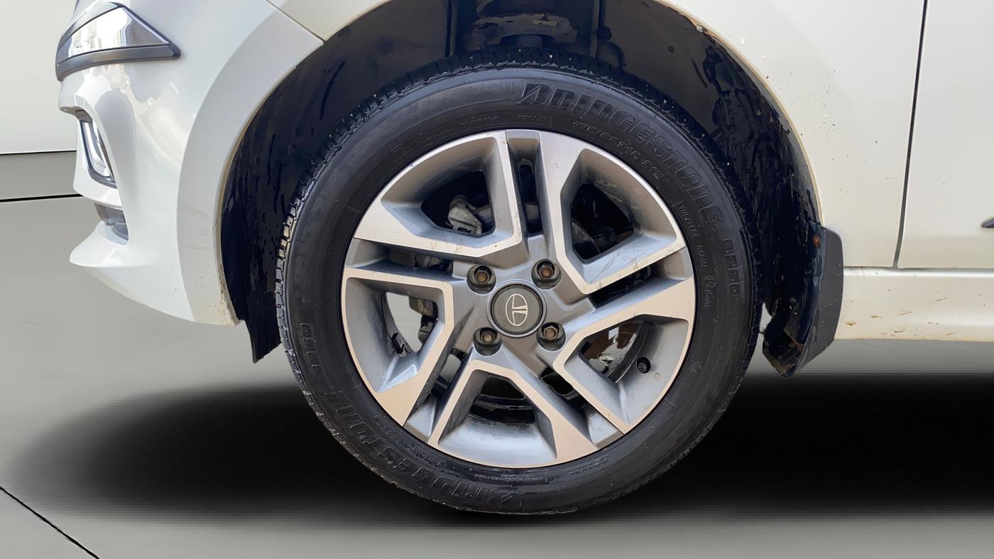 2022 Tata TIGOR XZA PLUS PETROL, Petrol, Automatic, 18,079 km, Left Front Wheel