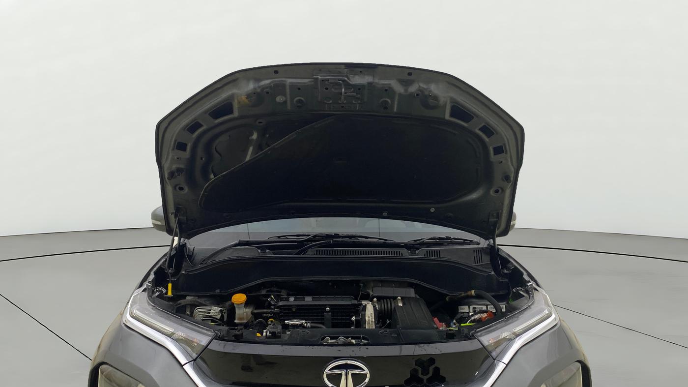 2023 Tata PUNCH ACCOMPLISHED DAZZLE SUNROOF CNG MT, CNG, Manual, 32,960 km, Open Bonet