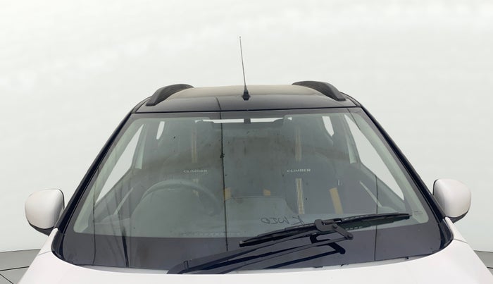 2024 Renault Kwid CLIMBER AMT 1.0, Petrol, Automatic, 5,049 km, Front Windshield