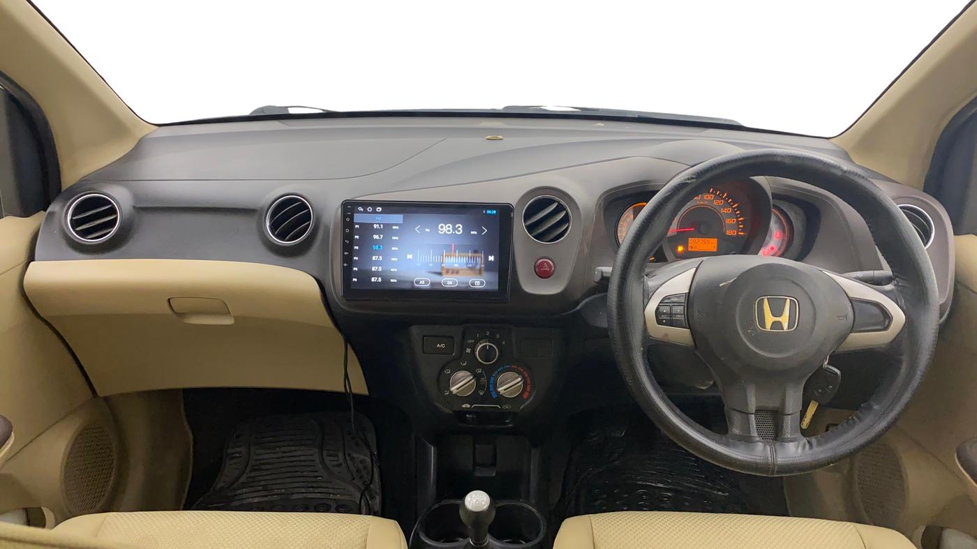 2013 Honda Brio S MT, Petrol, Manual, 92,512 km, Dashboard
