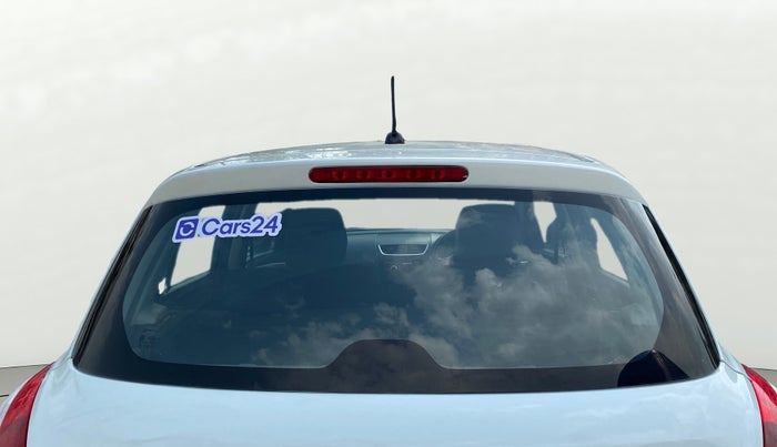 2014 Maruti Swift VXI, Petrol, Manual, 95,939 km, Rear Windshield