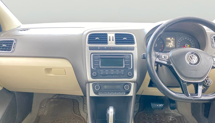 2014 Volkswagen Vento HIGHLINE PETROL AT, Petrol, Automatic, 42,796 km, Air Conditioner