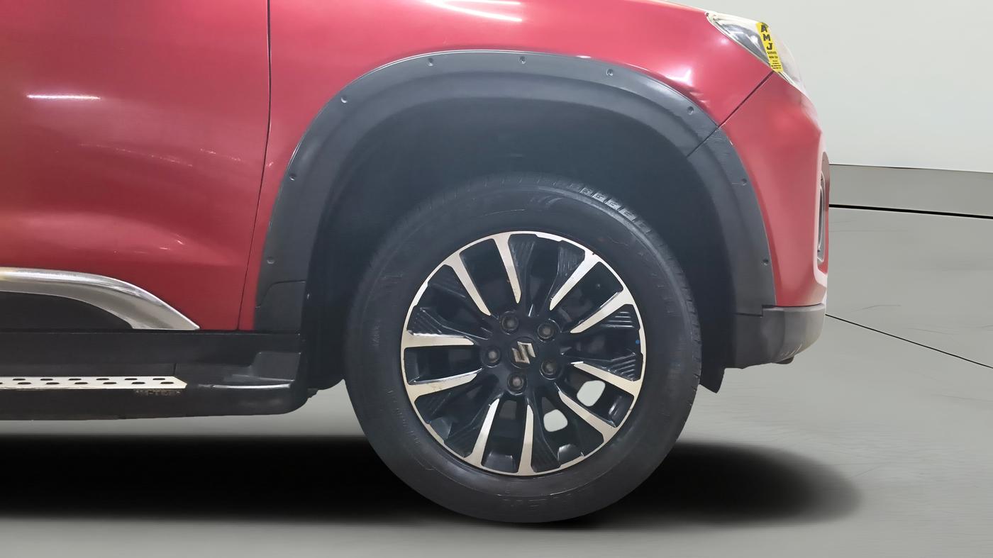 2020 Maruti Vitara Brezza ZXI PLUS DUAL TONE, Petrol, Manual, 59,753 km, Right Front Wheel