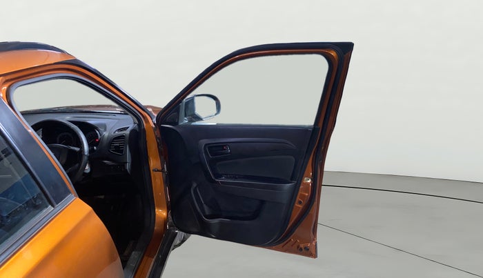 2018 Maruti Vitara Brezza VDI AMT, Diesel, Automatic, 48,807 km, RHS Front Door