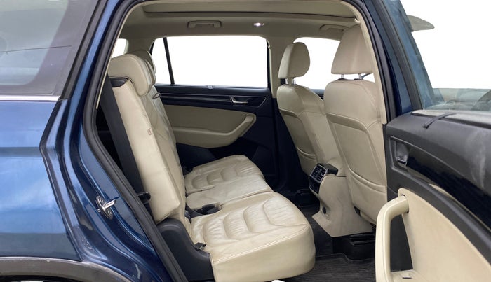 2018 Skoda Kodiaq STYLE 2.0 TDI 4X4 AT, Diesel, Automatic, 98,316 km, Right Side Rear Door Cabin