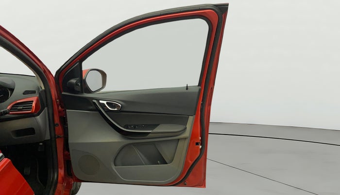 2017 Tata TIGOR XZ (O) PETROL, Petrol, Manual, 50,477 km, RHS Front Door