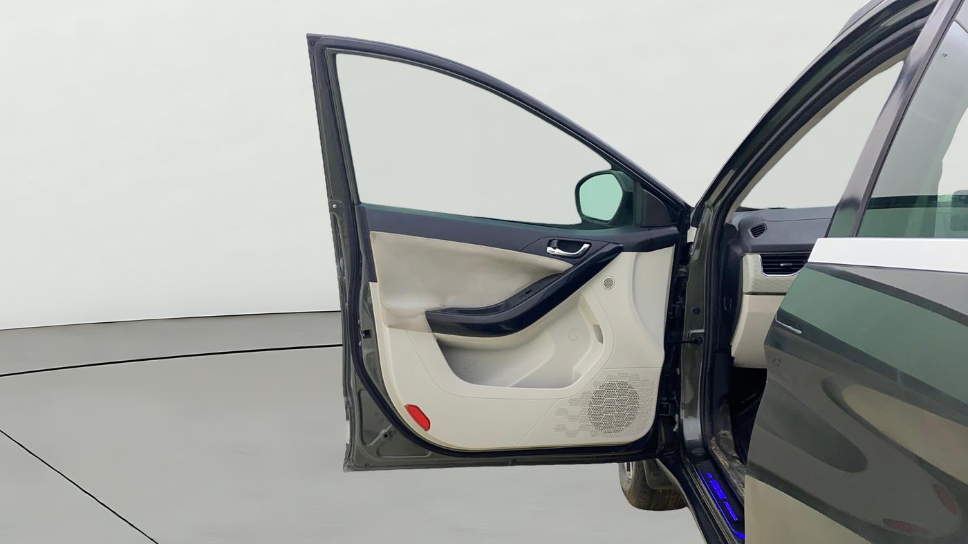 2021 Tata NEXON XZ PLUS DIESEL, Diesel, Manual, 1,29,954 km, LHS Front Door