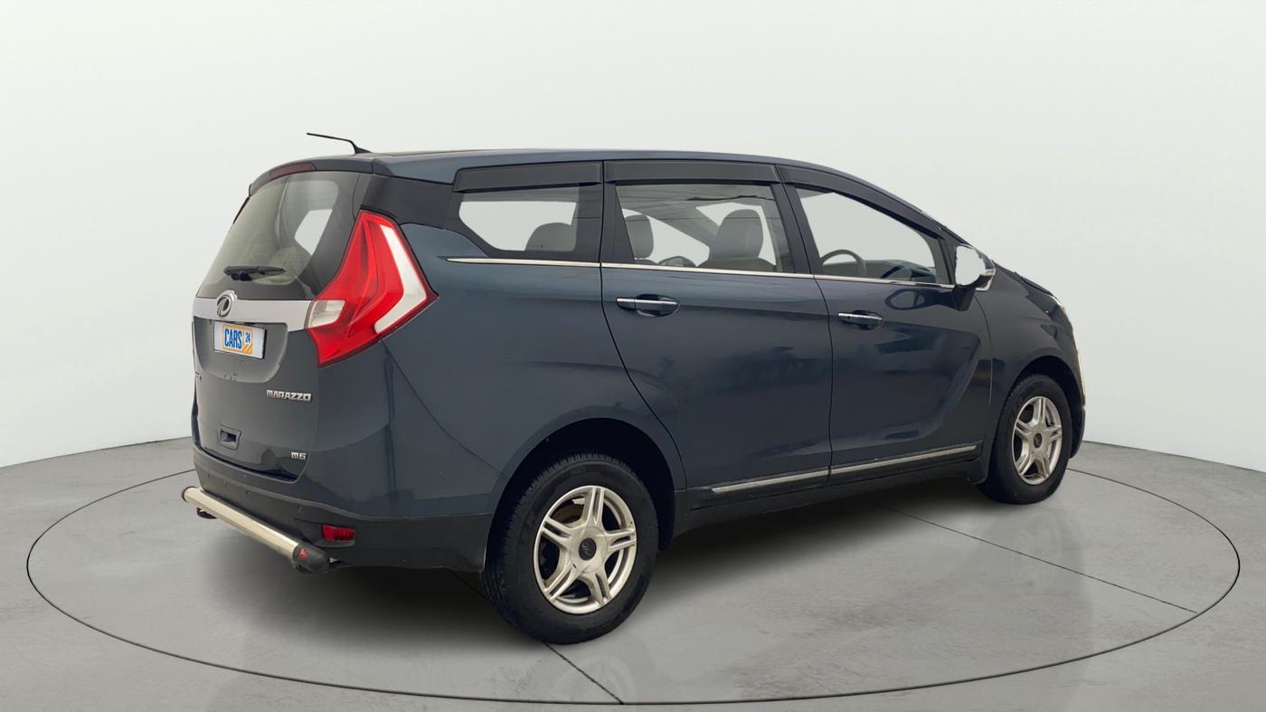 2018 Mahindra MARAZZO M6 7 STR, Diesel, Manual, 30,656 km, Right Back Diagonal
