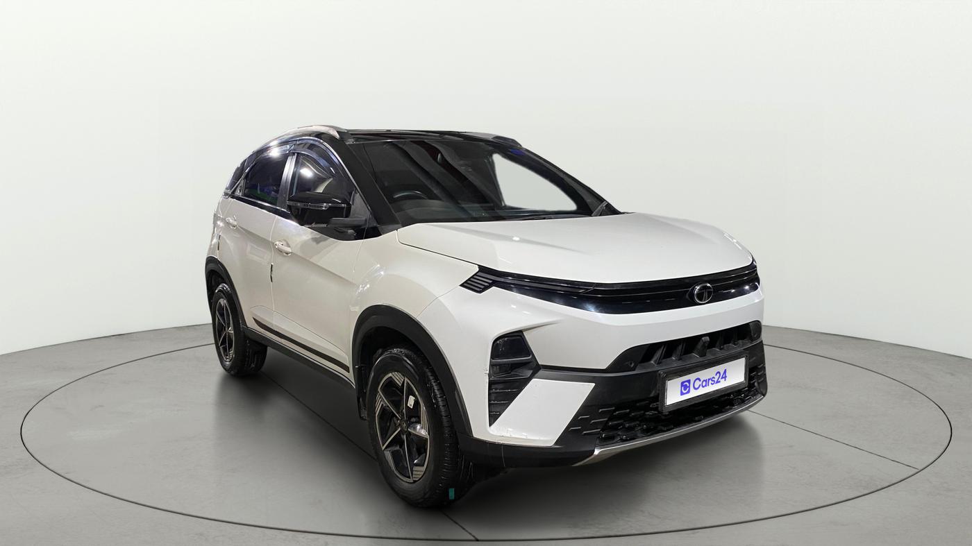 2024 Tata NEXON FEARLESS + S P MT, Petrol, Manual, 8,307 km, SRP