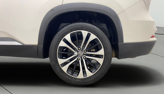 2021 MG HECTOR PLUS SELECT 2.0 DIESEL TURBO MT 7-STR, Diesel, Manual, 41,685 km, Left Rear Wheel