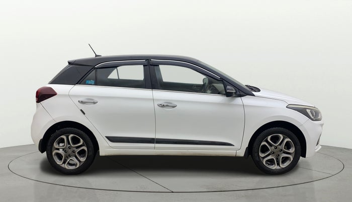 2018 Hyundai Elite i20 ASTA 1.2 (O), Petrol, Manual, 1,22,443 km, Right Side View