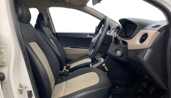 2015 Hyundai Grand i10 SPORTZ 1.2 KAPPA VTVT, Petrol, Manual, 34,552 km, Right Side Front Door Cabin
