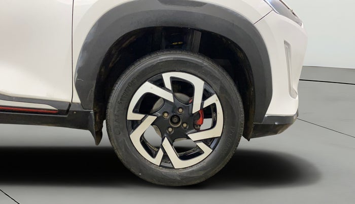 2022 Nissan MAGNITE XV RED EDITION, Petrol, Manual, 36,561 km, Right Front Wheel