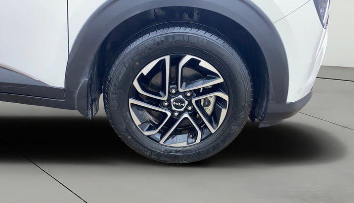 2023 KIA CARENS PRESTIGE PLUS 1.5 IMT DIESEL 7 STR, Diesel, Manual, 15,169 km, Right Front Wheel