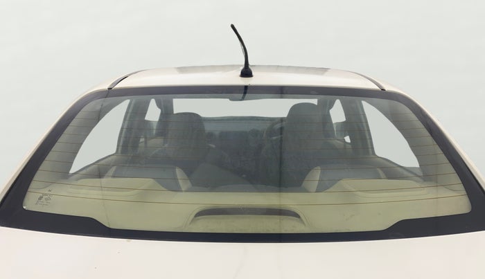 2015 Honda Amaze 1.2L I-VTEC SX, Petrol, Manual, 1,43,226 km, Rear Windshield