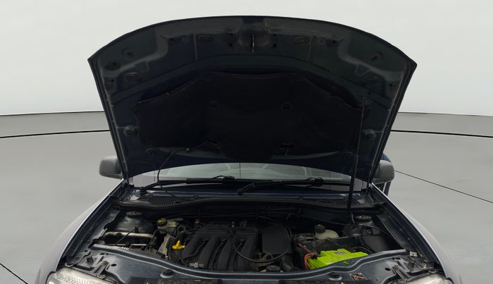 2014 Renault Duster RXE PETROL, Petrol, Manual, 43,030 km, Open Bonet