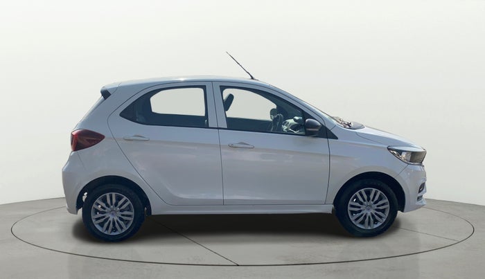 2021 Tata Tiago XT PETROL, Petrol, Manual, 1,40,973 km, Right Side View