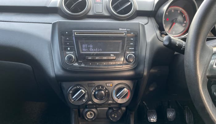 2020 Maruti Swift VXI, Petrol, Manual, 83,217 km, Air Conditioner