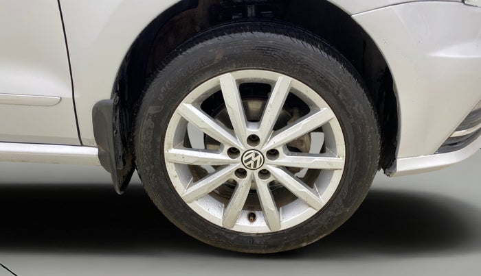 2017 Volkswagen Ameo HIGHLINE1.2L PLUS 16 ALLOY, Petrol, Manual, 70,031 km, Right Front Wheel