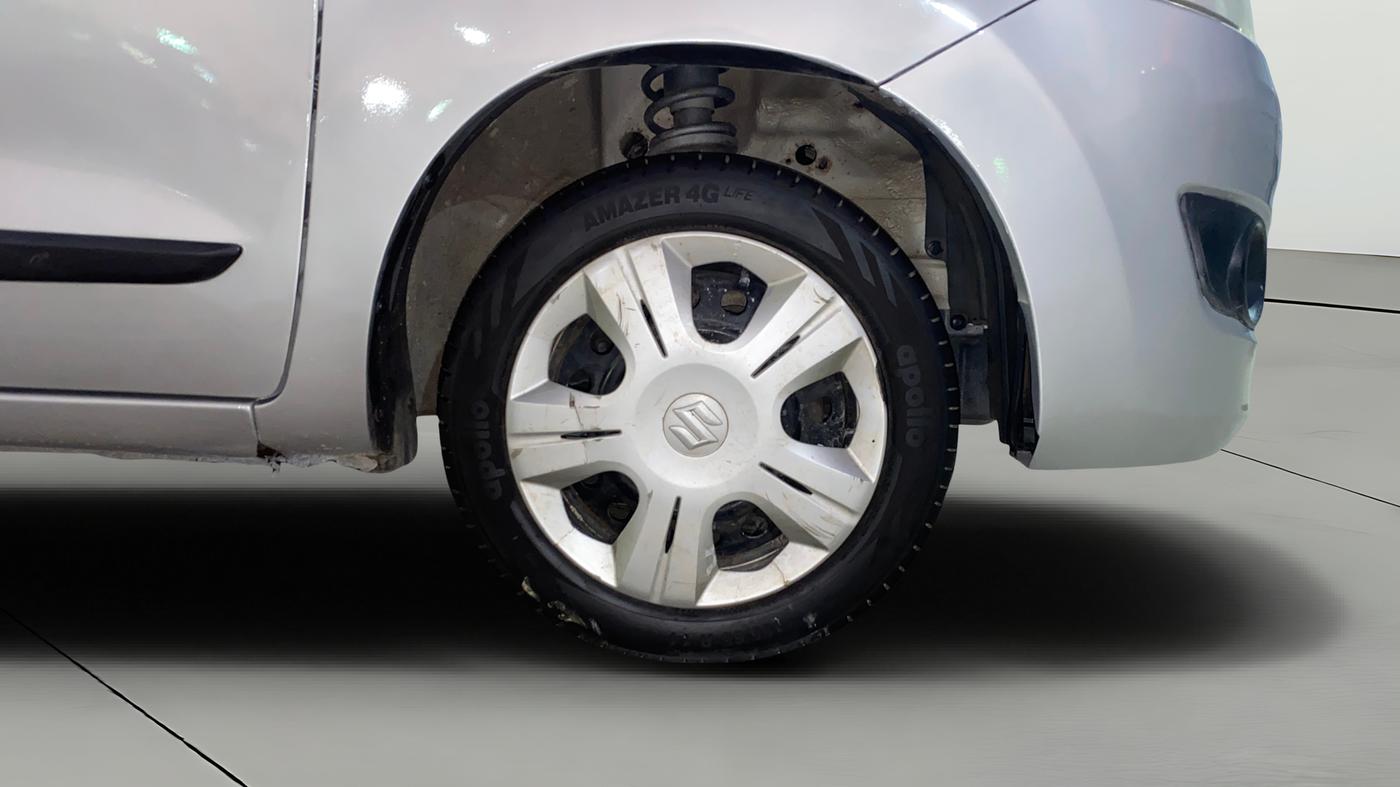 2018 Maruti Wagon R 1.0 VXI, Petrol, Manual, 79,787 km, Right Front Wheel