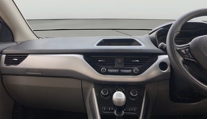 2018 Tata NEXON XM PETROL, Petrol, Manual, 50,930 km, Air Conditioner