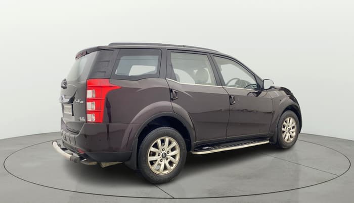 2016 Mahindra XUV500 W10 AWD AT, Diesel, Automatic, 91,250 km, Right Back Diagonal